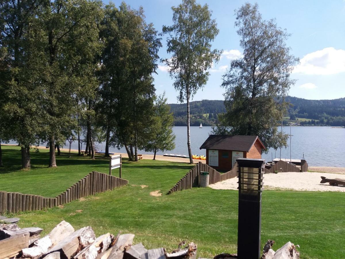 Vila Kubik Lipno ليبنو ناد فلتافو المظهر الخارجي الصورة